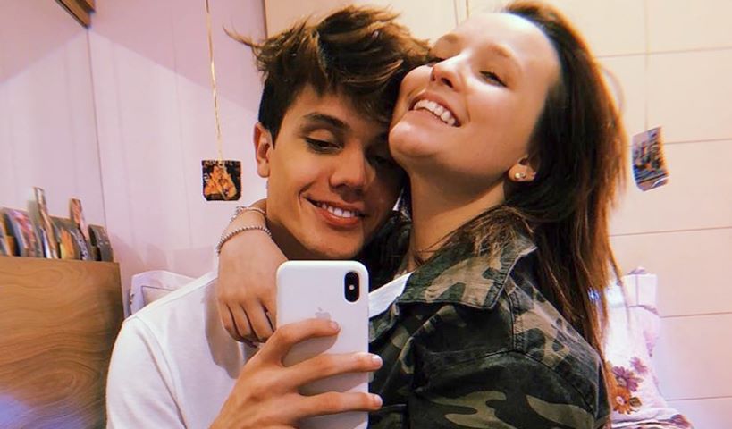Larissa Manoela e seu namorado Léo Cidade Larissa Manoela e seu namorado Léo Cidade