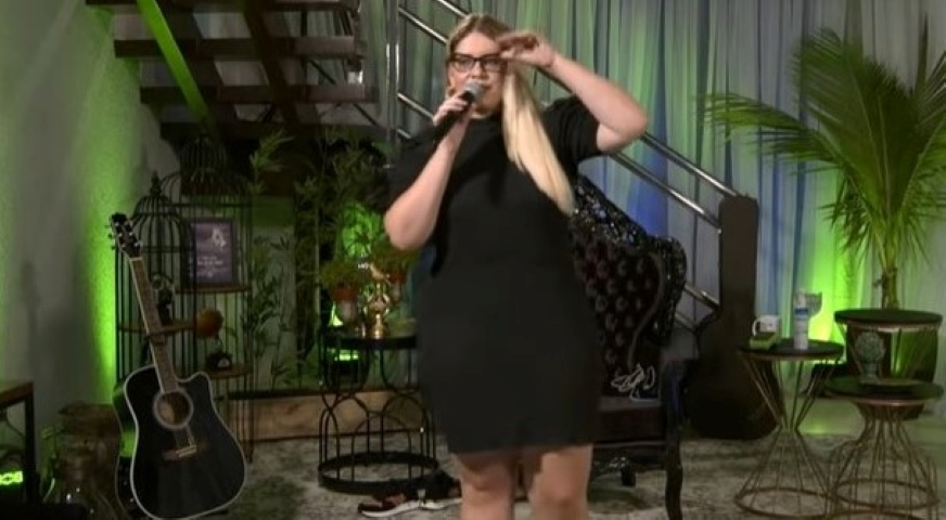 Marília Mendonça em live Marília Mendonça em live