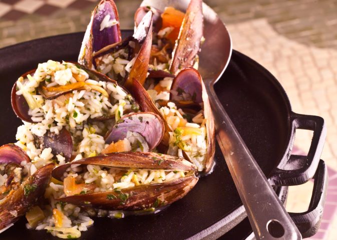 Mariscos são comuns na gastronomia caiçara