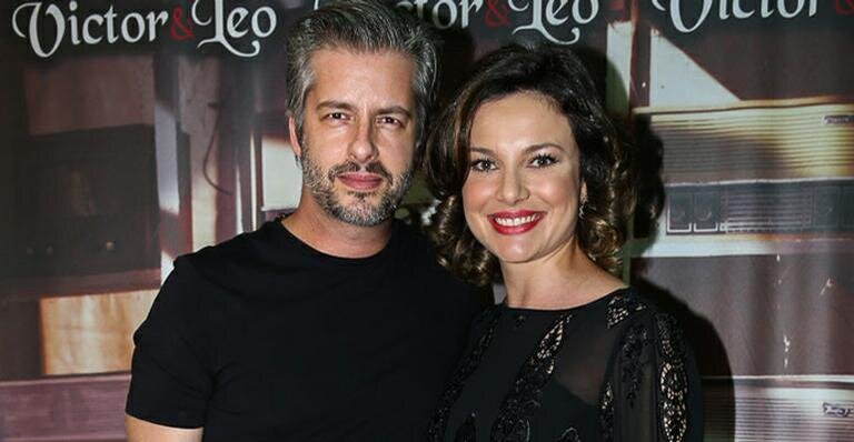 Victor Chaves, da dupla Victor e Léo e sua ex-esposa Poliana. Victor Chaves, da dupla Victor e Léo e sua ex-esposa Poliana.
