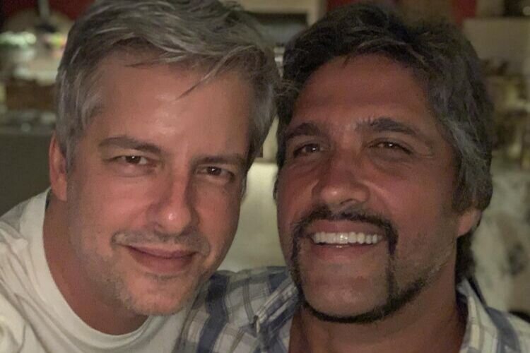 Dupla sertaneja Victor e Léo. Dupla sertaneja Victor e Léo.