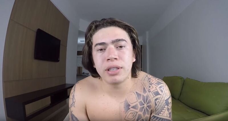 O youtuber Whindersson Nunes durante um de seus vídeos. O youtuber Whindersson Nunes durante um de seus vídeos.