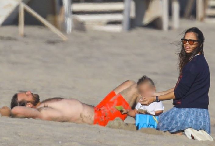 Bradley Cooper e Jennifer Garner na praia Bradley Cooper e Jennifer Garner na praia