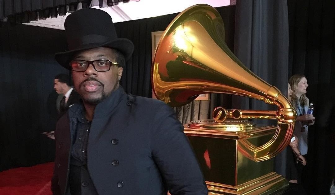 Produtor Detail na premiação Grammy. Produtor Detail na premiação Grammy.