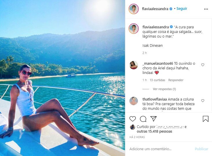 Flávia Alessandra posa de maiô branco em iate luxuoso em águas cariocas Flávia Alessandra posa de maiô branco em iate luxuoso em águas cariocas
