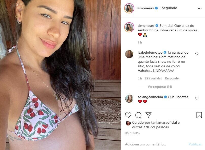 Simone mostra barrigão de grávida nas redes sociais Simone mostra barrigão de grávida nas redes sociais