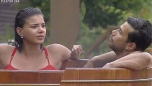 Jake convida Mariano para entrarem juntos no Power Couple, mas sertanejo despista (Montagem: Reseller Web)